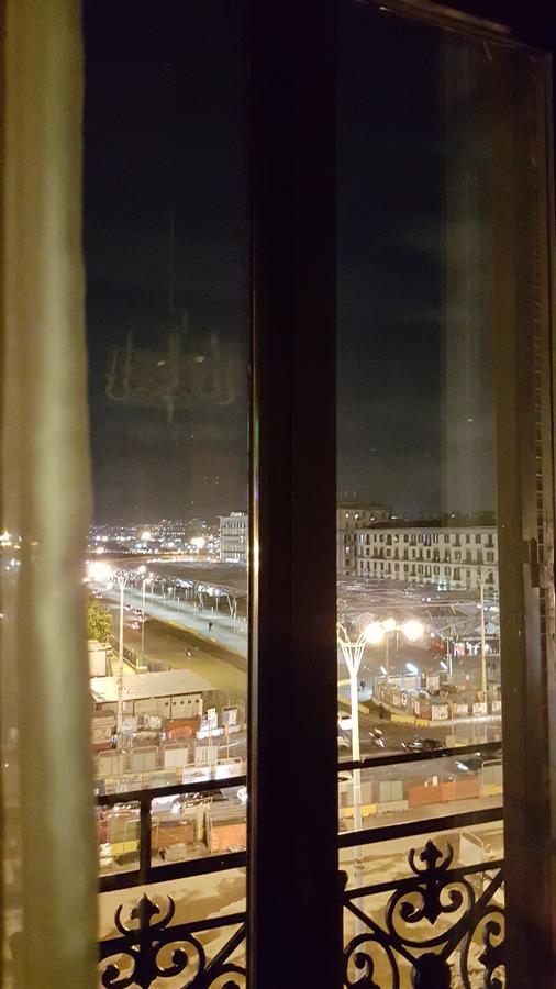 Metro Garibaldi - Loft Con Wifi E 4 Posti Letto Presso La Stazione Centrale Di Napoli المظهر الخارجي الصورة